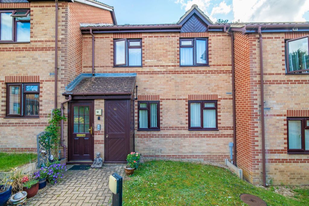 Property photo 1 of 9
