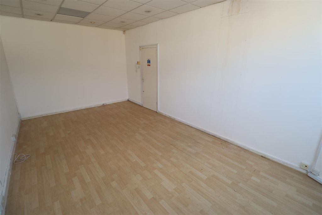 Property photo 1 of 6 Img_1960.Jpg