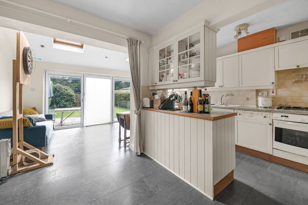 Property photo 3 of 15