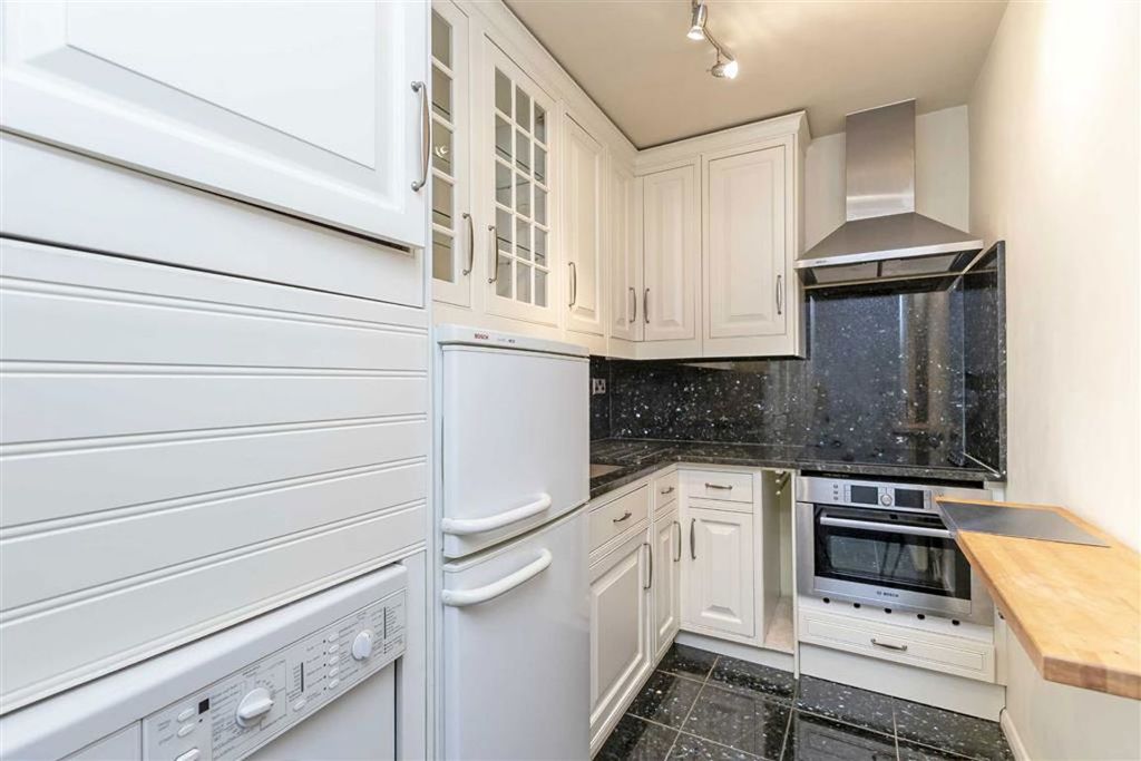 Property photo 3 of 5