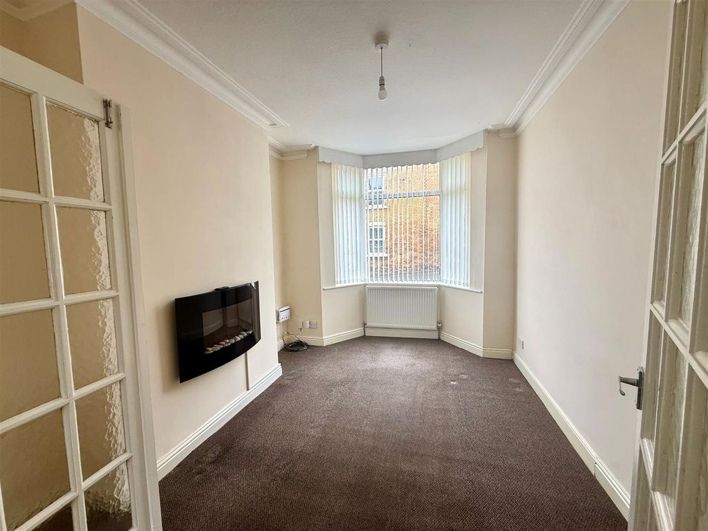 Property photo 2 of 14 Lounge 2.Jpg