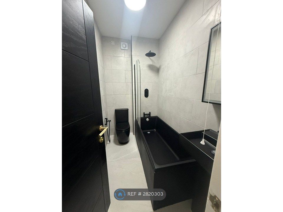 Property photo 2 of 3