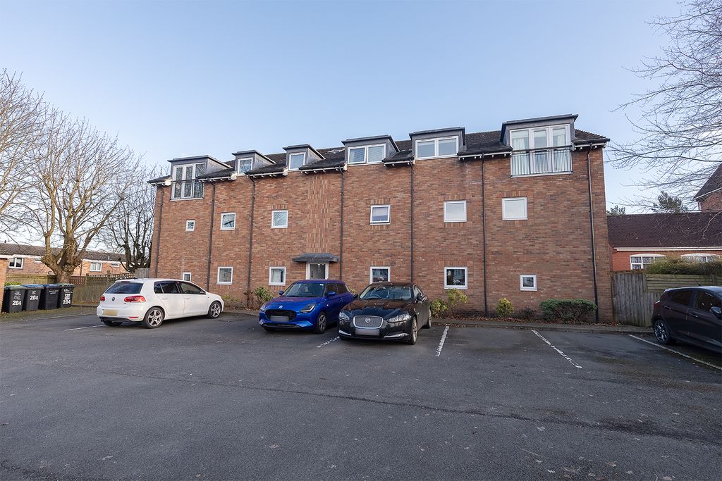 Property photo 1 of 15