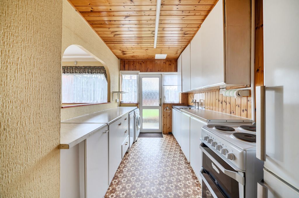 Property photo 3 of 19 Picture No. 09