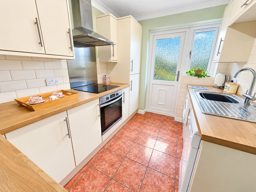 Property photo 2 of 13