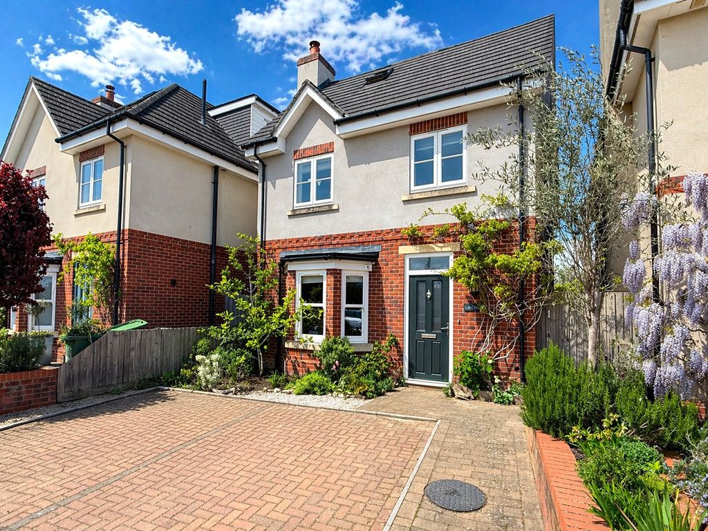Property photo 1 of 19 Picture No. 28