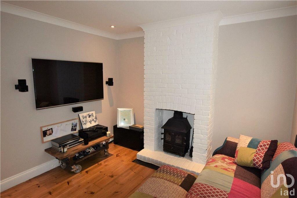 Property photo 3 of 12