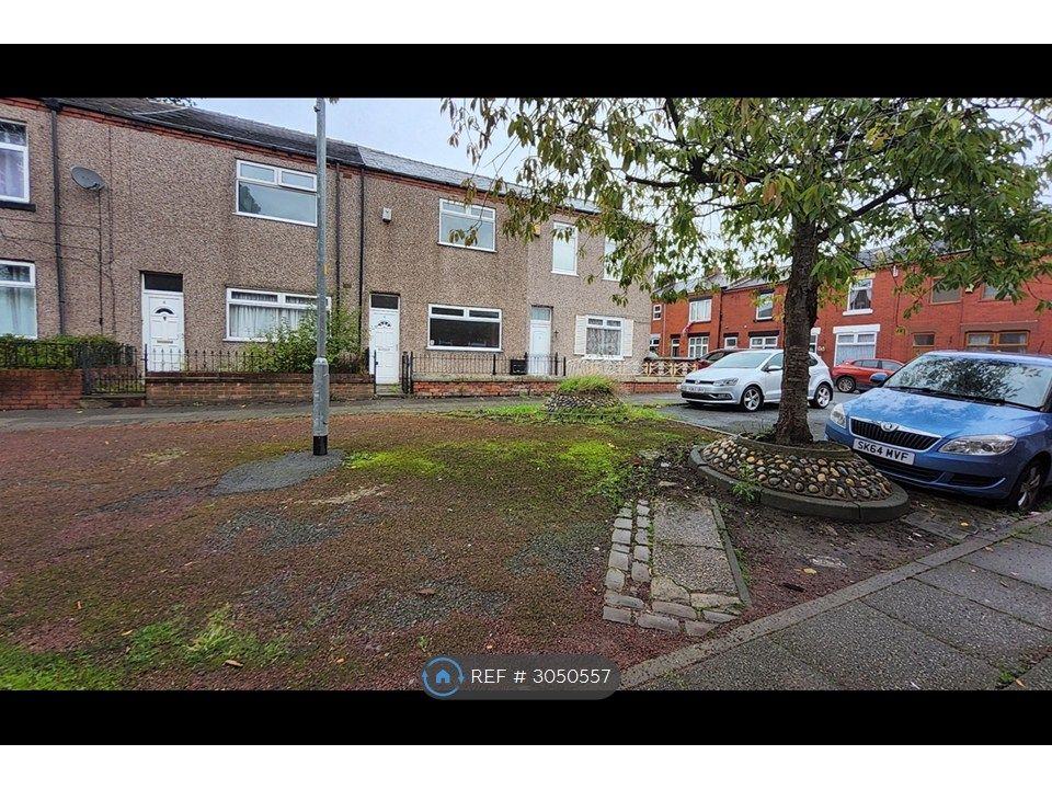 Property photo 2 of 19