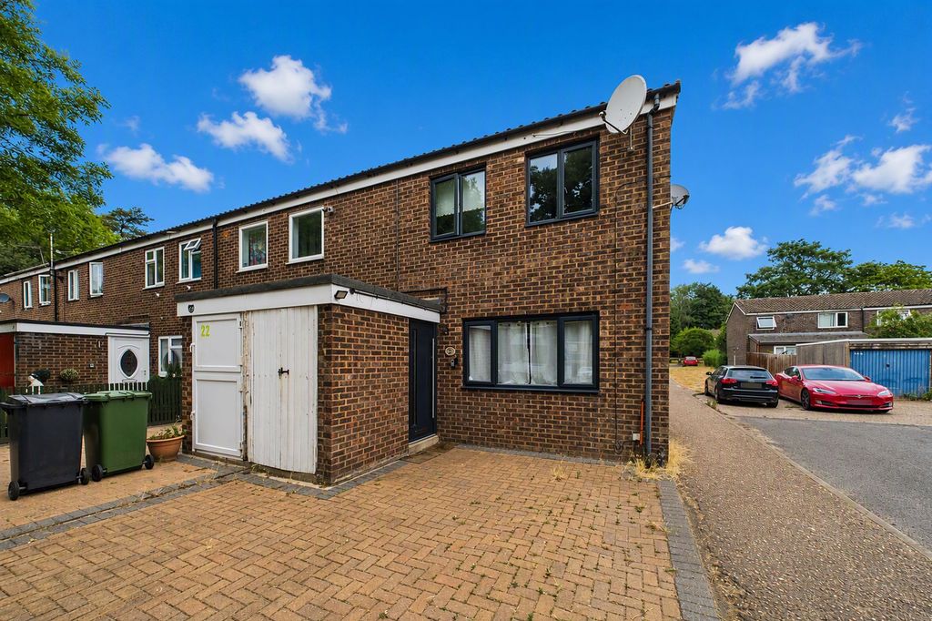 Property photo 1 of 15