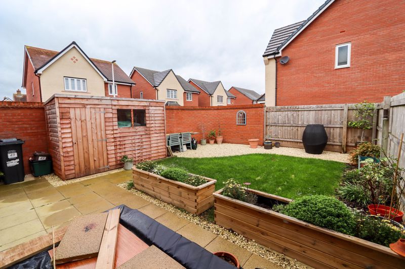 Property photo 3 of 19 Garden