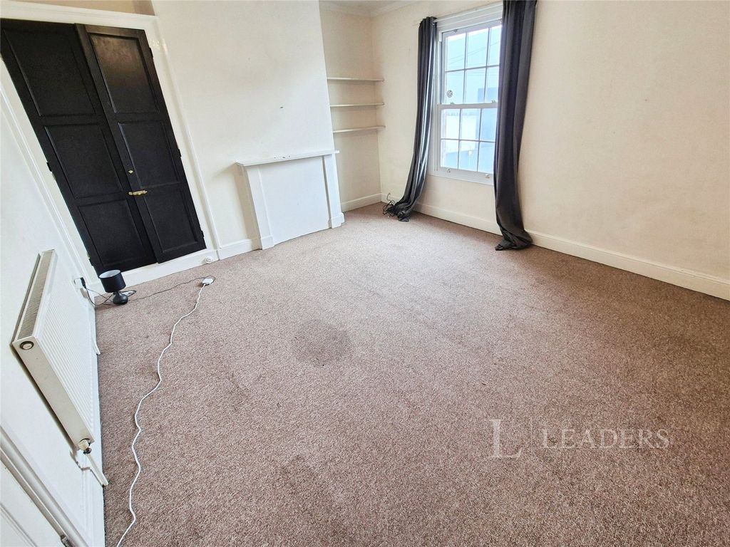 Property photo 3 of 11 Picture No. 11