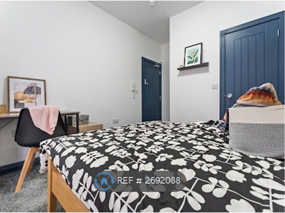 Property photo 2 of 7 Bedroom