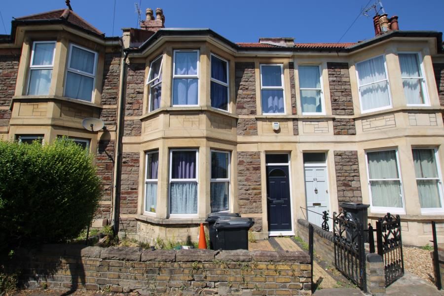 Property photo 1 of 11