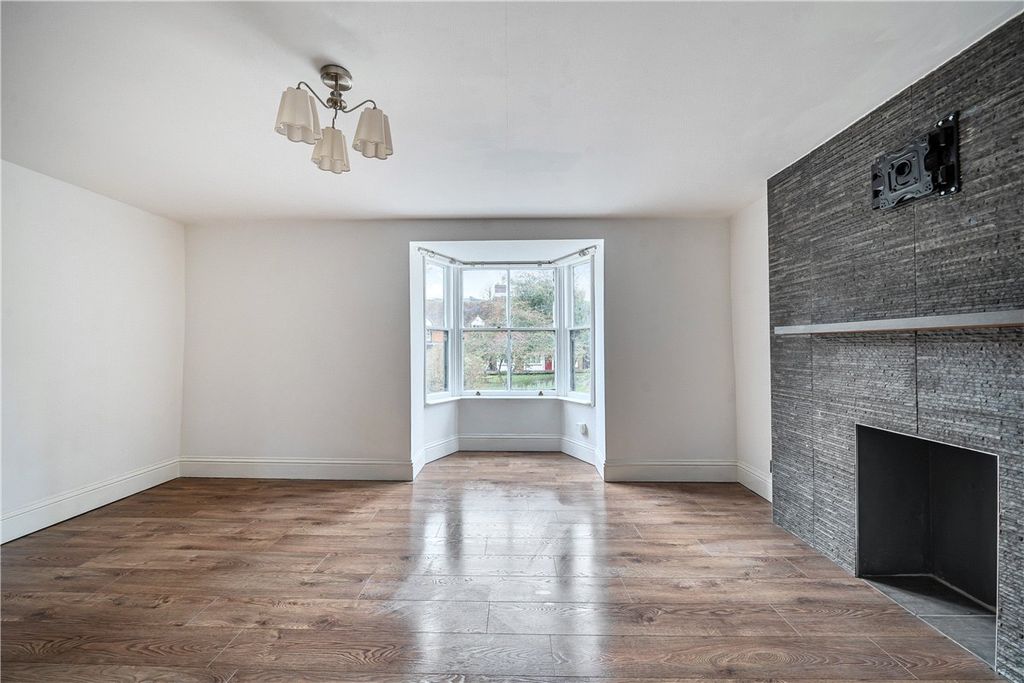 Property photo 3 of 9 Picture No. 04