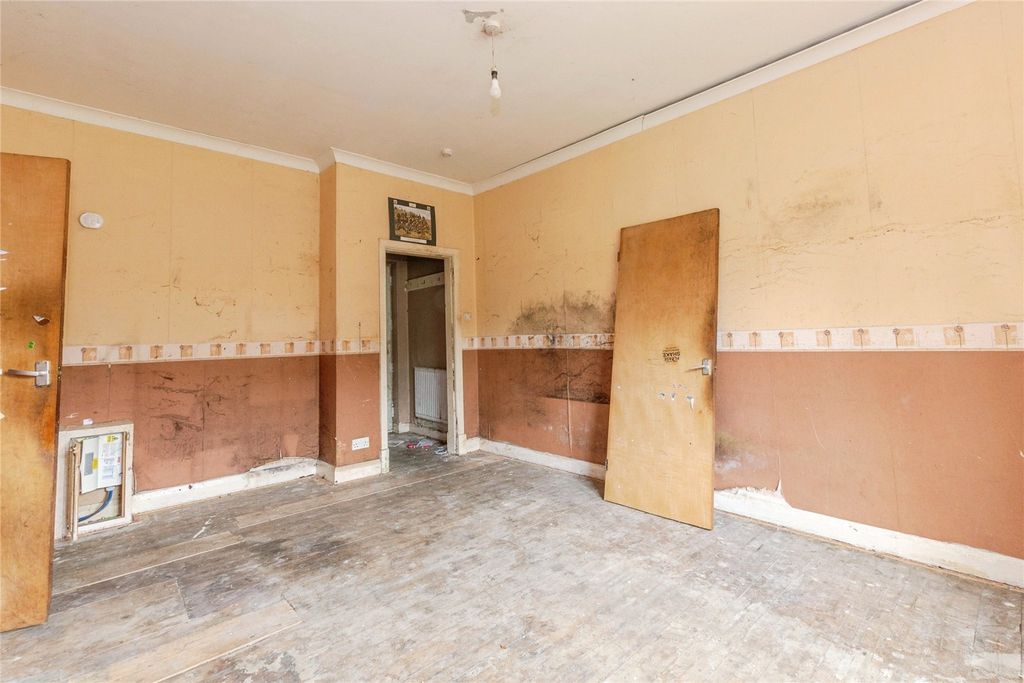 Property photo 3 of 13 Picture No. 25