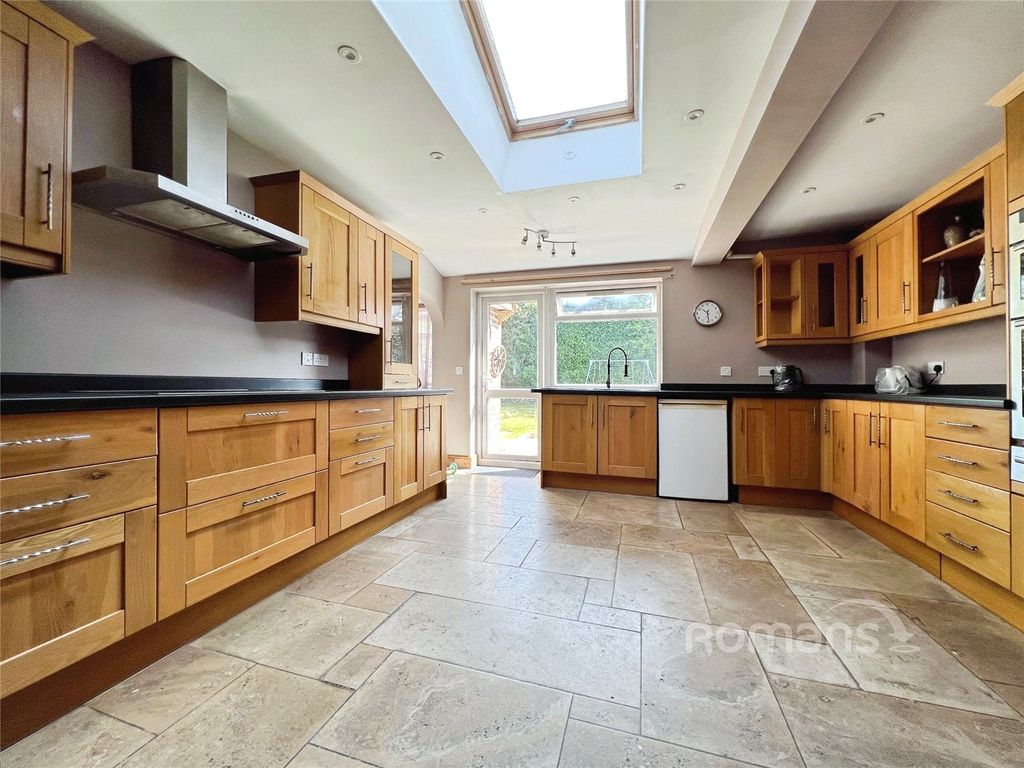 Property photo 3 of 14 Picture No. 04