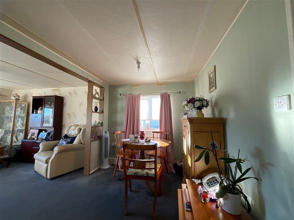 Property photo 3 of 12 Dining