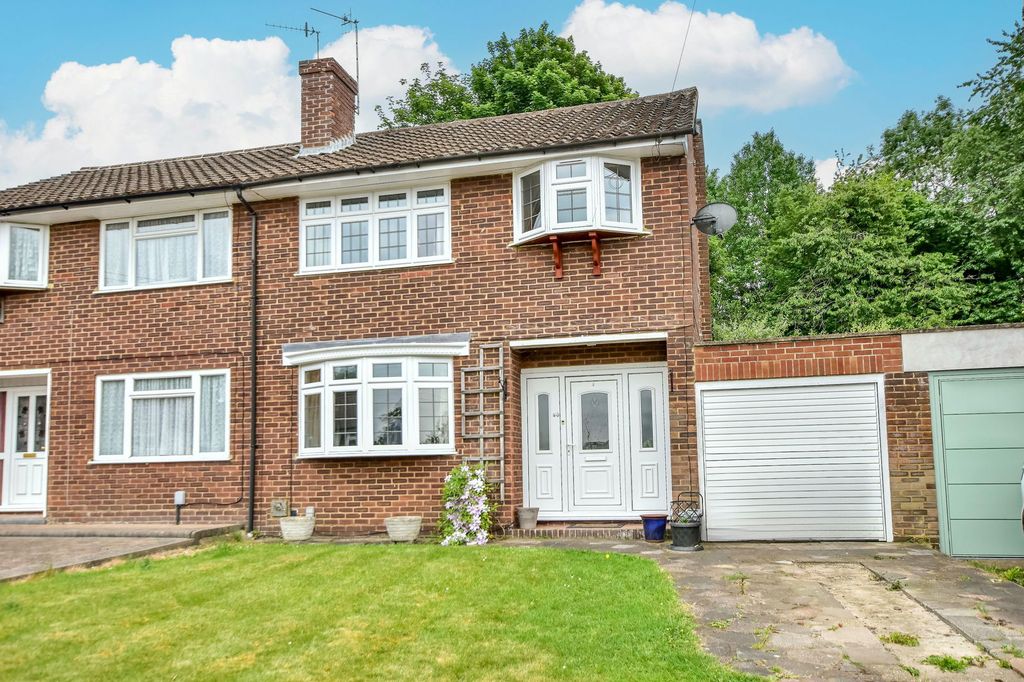Property photo 1 of 28