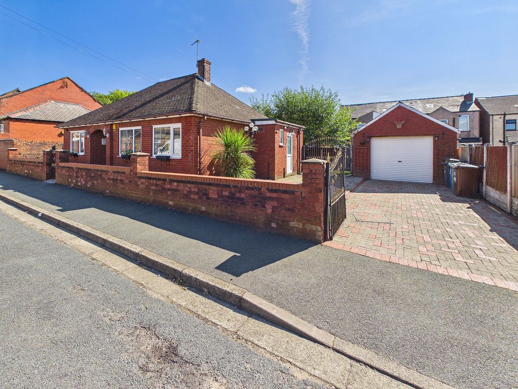 Property photo 1 of 24