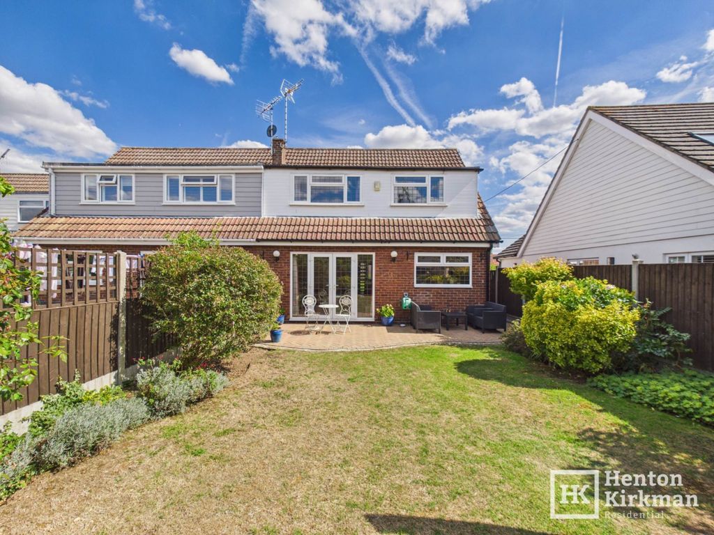 Property photo 2 of 18