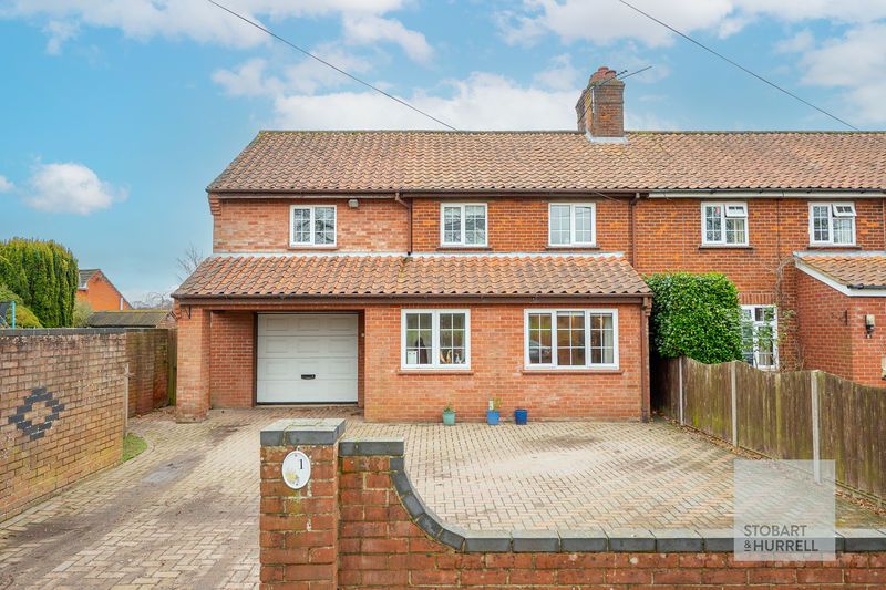 Property photo 1 of 21 Front