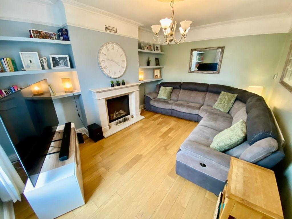 Property photo 3 of 30 Img_8947.Jpg