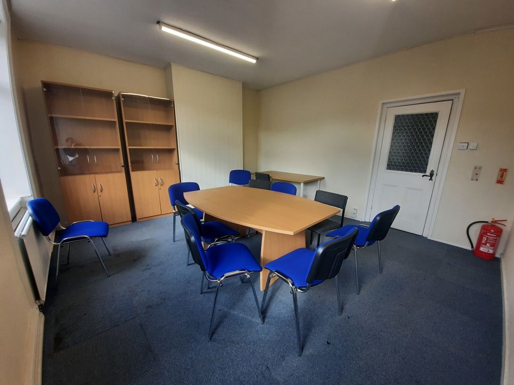 Property photo 2 of 7 Photo 4