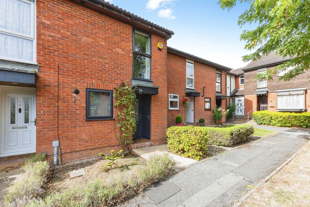 Property photo 1 of 17