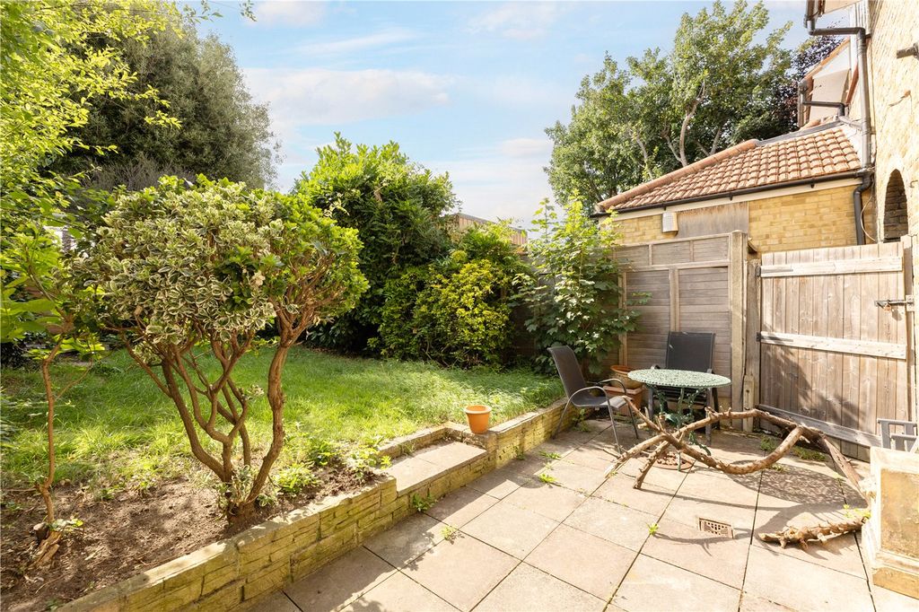 Property photo 3 of 8 Picture No. 08
