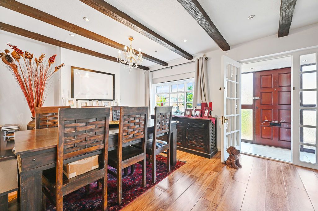Property photo 2 of 12 Photo 12