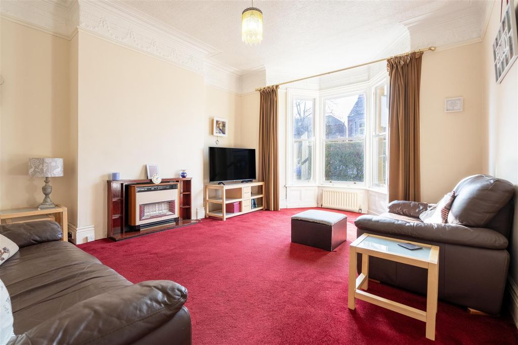 Property photo 2 of 9 Living Room