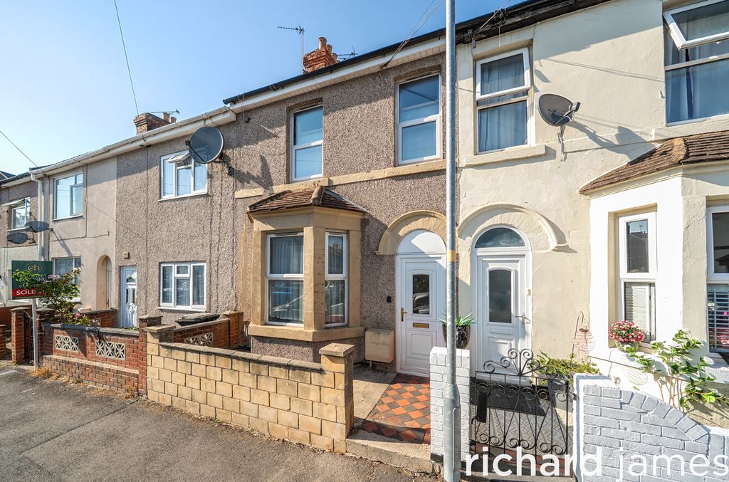 Property photo 1 of 11 A1B1E302B02B4c9c9A8Bb2E2Bfe055Aa