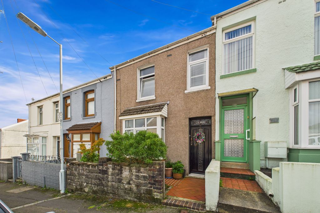 Property photo 1 of 16