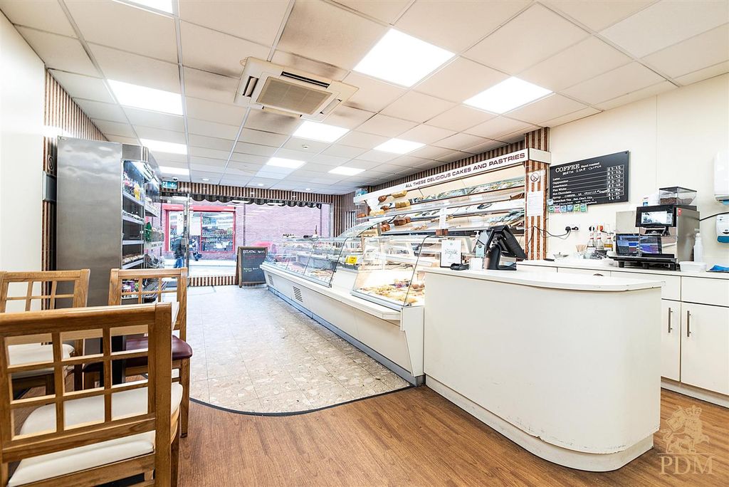 Property photo 2 of 7 50 Derby Road, Stapleford (3 Of 8).Jpg