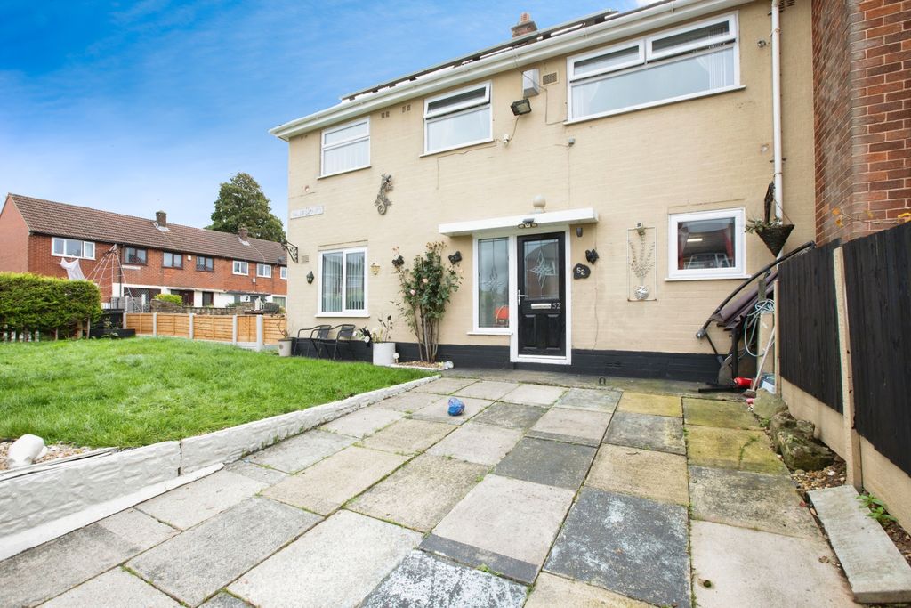 Property photo 3 of 15