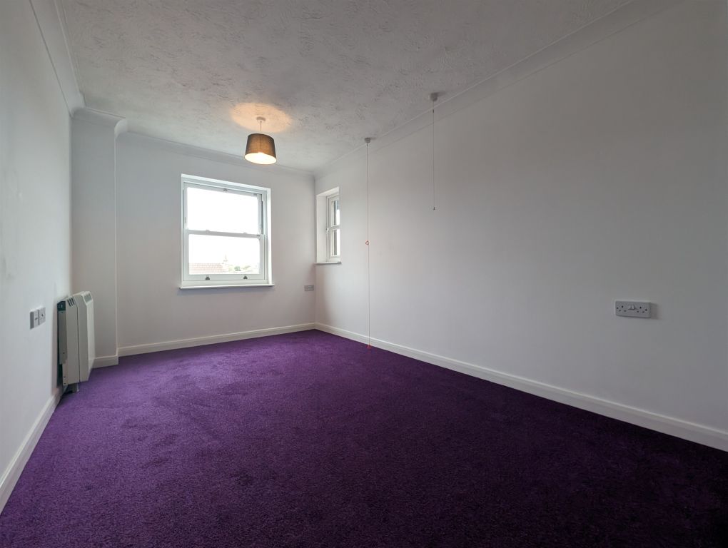 Property photo 3 of 14 Image