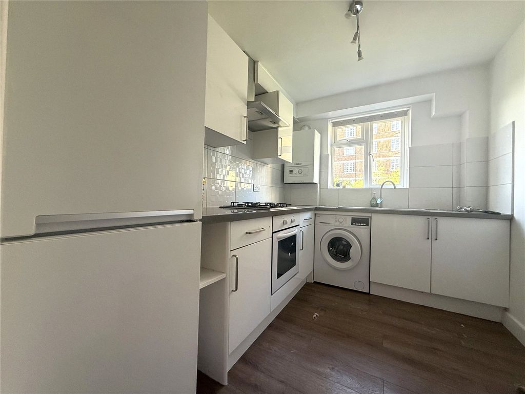 Property photo 1 of 6 Picture No. 06