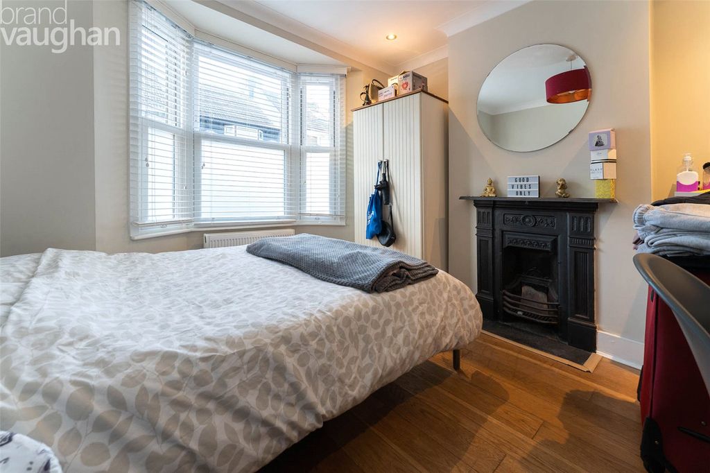 Property photo 3 of 13 Picture No. 05