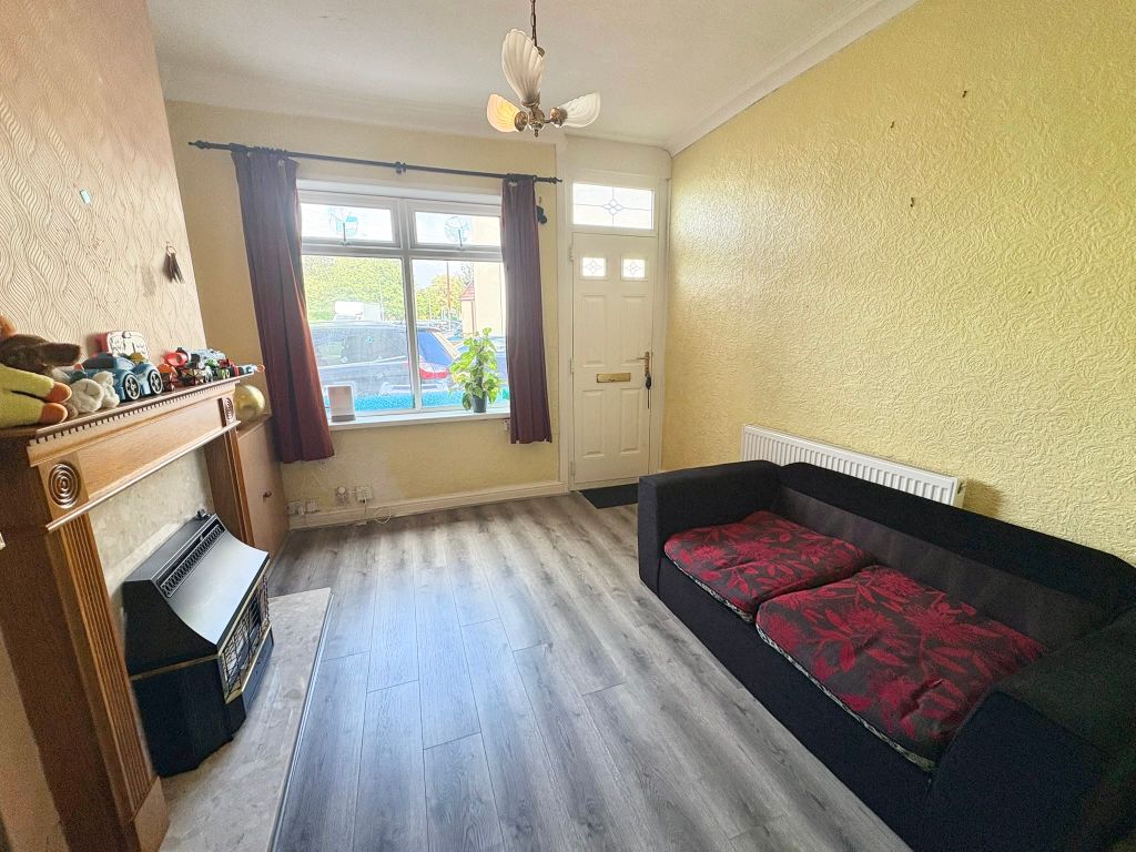Property photo 3 of 10