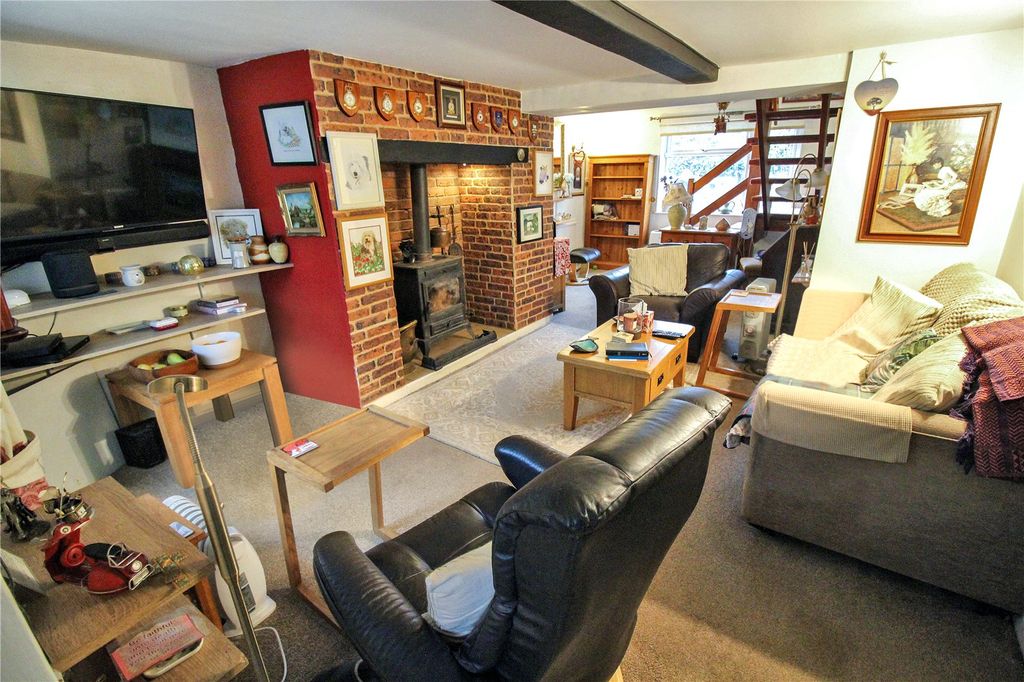 Property photo 3 of 20 Picture No. 12