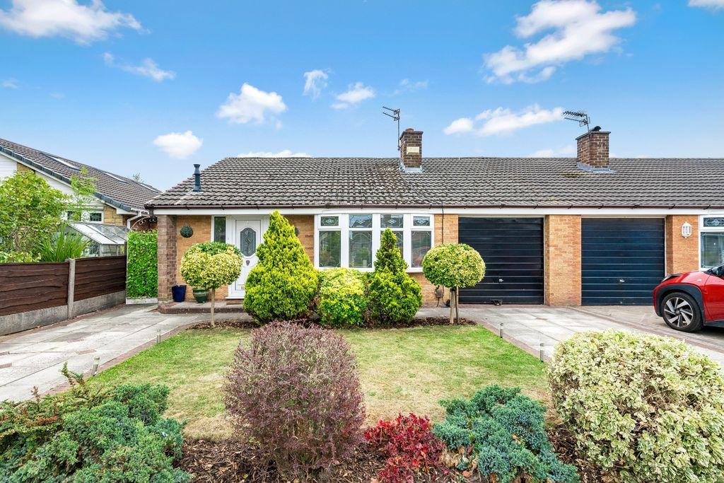Property photo 1 of 14 4443421