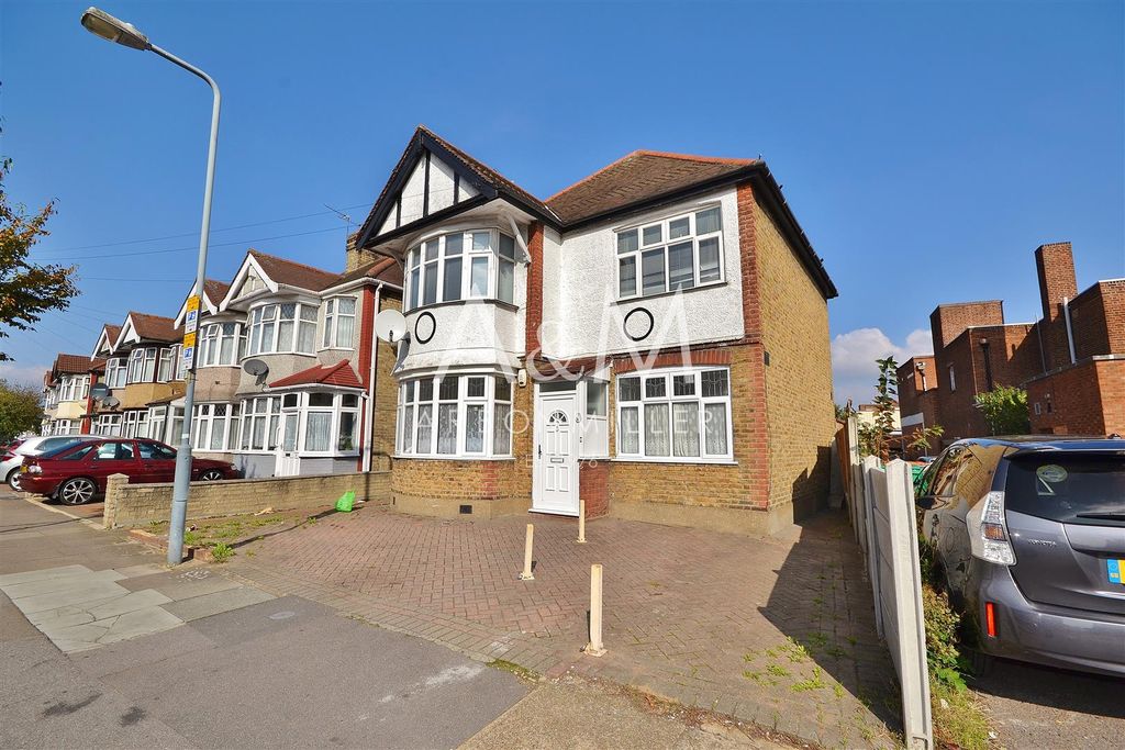 Property photo 2 of 11 Off Street Parking To The Front