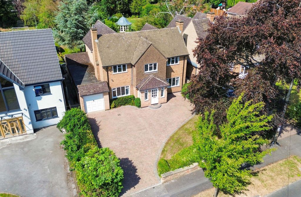 Property photo 1 of 46