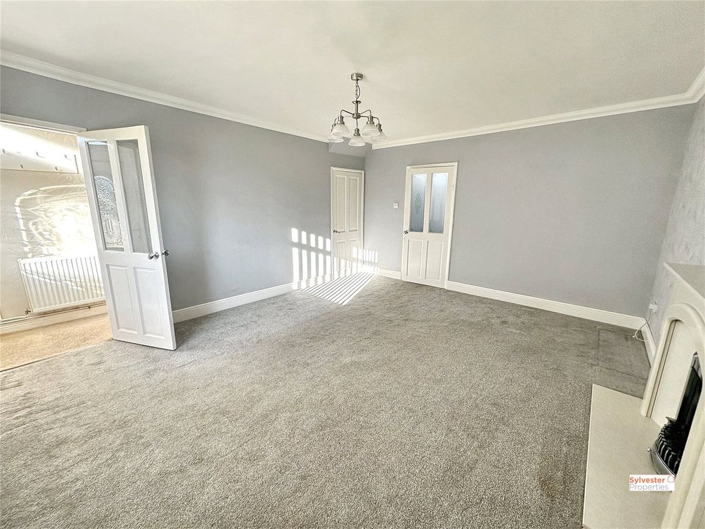 Property photo 3 of 16 Picture No. 09