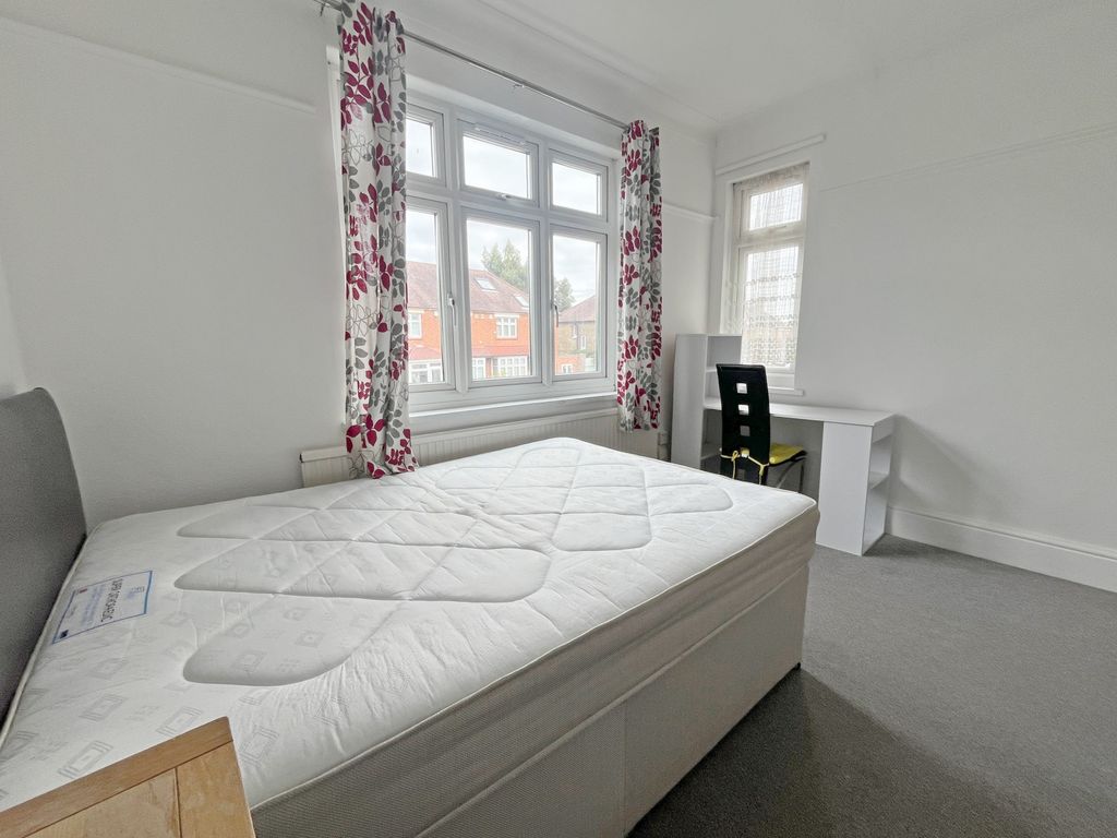 Property photo 2 of 4 Gallery