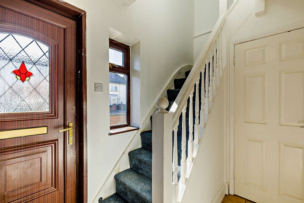 Property photo 3 of 30