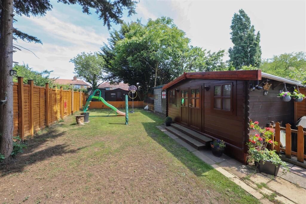 Property photo 2 of 3