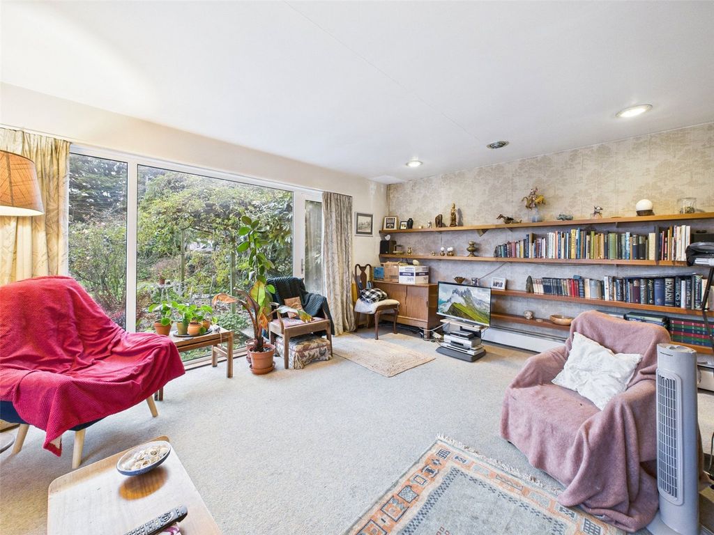 Property photo 2 of 11 Picture No. 02