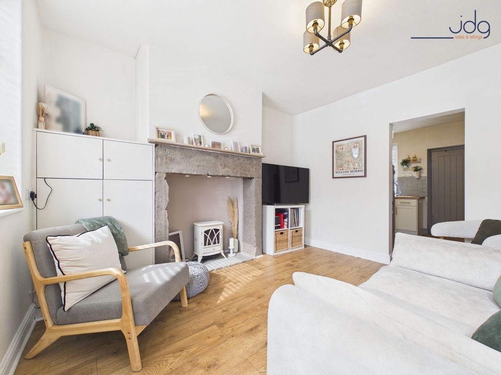 Property photo 2 of 9 Cosy Lounge