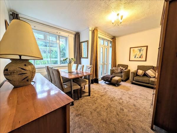 Property photo 2 of 9 Picture 2